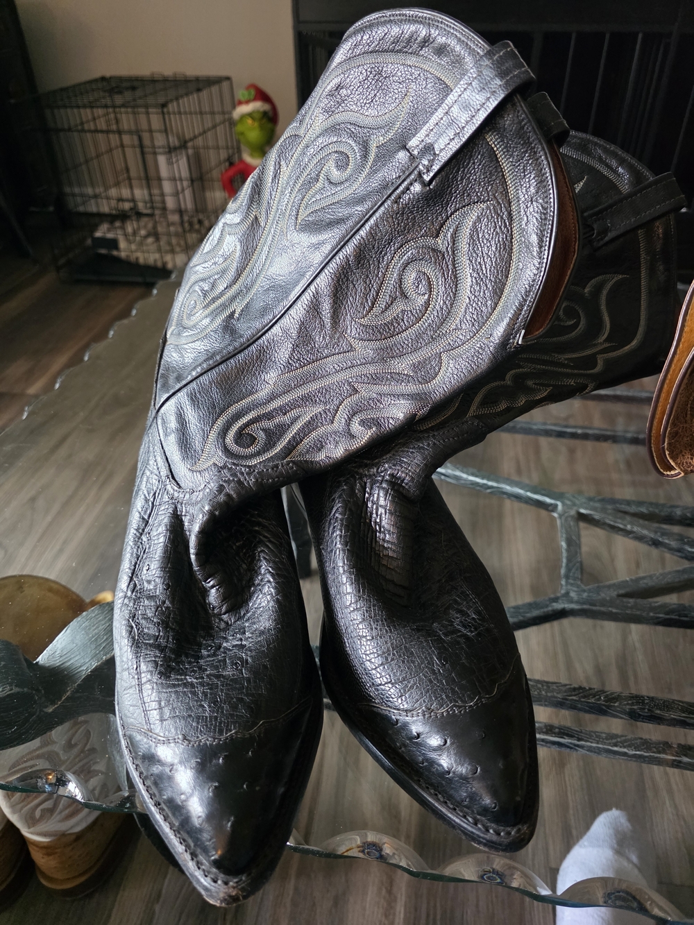 Tony Lama Black Western Cowboy Boots - Picture 2 of 4